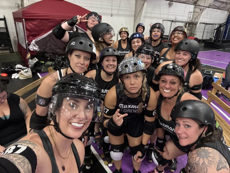 SirensvMadison-Selfie